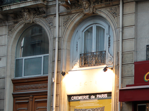 facade de la petite Cremerie de Paris