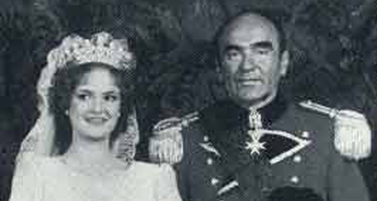 Tiara Thurn &amp; Taxis